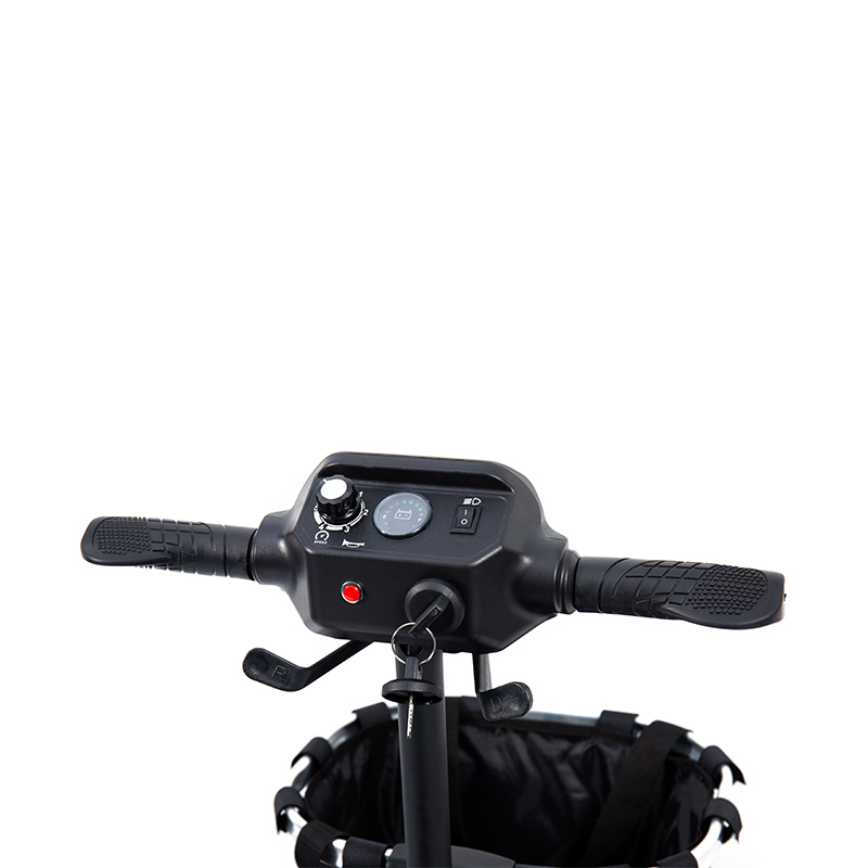 360°回転シートを搭載したシニア向け軽量4輪モビリティスクーター YL-02